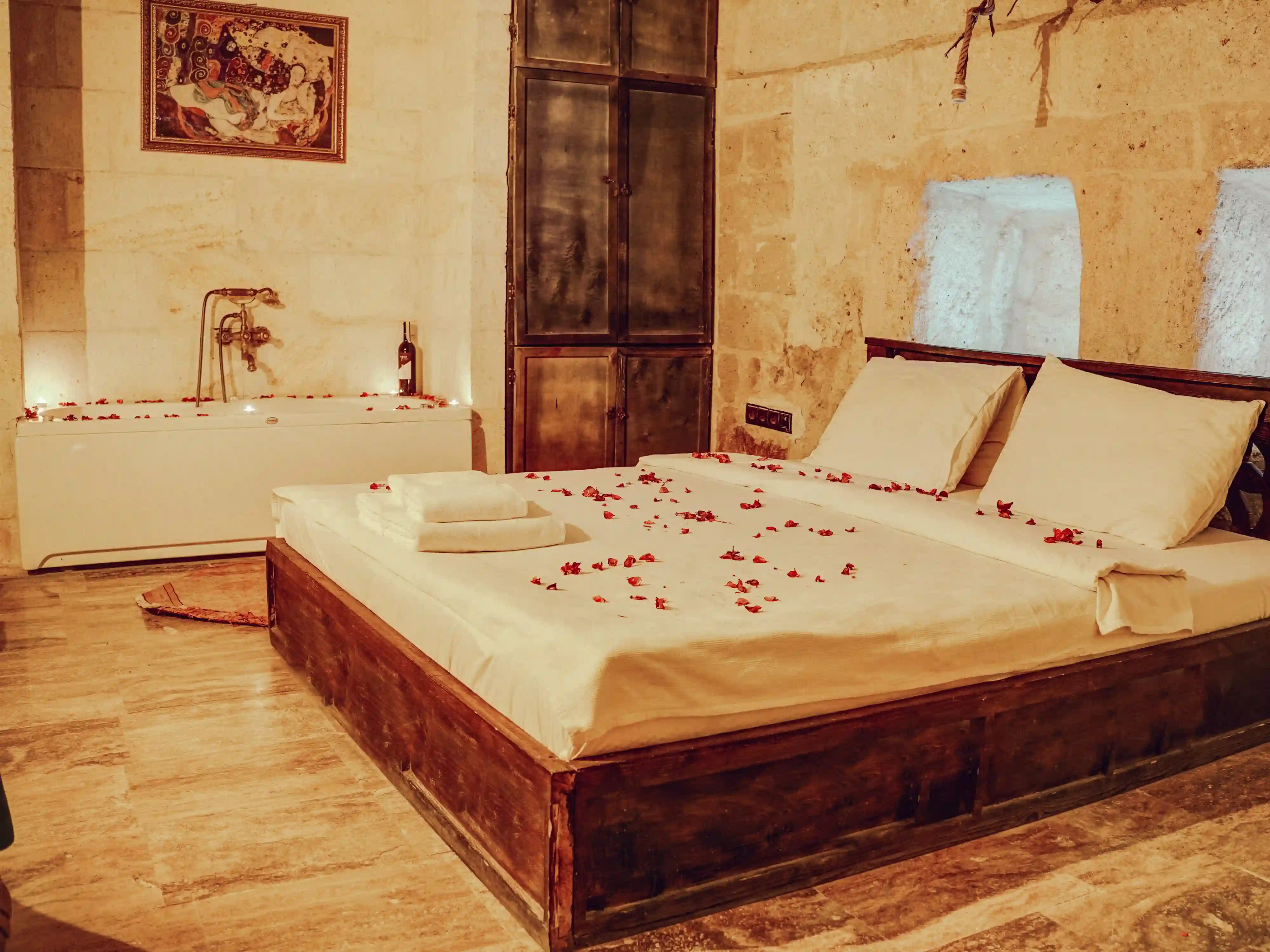 Duru Deluxe Jacuzzi Suite