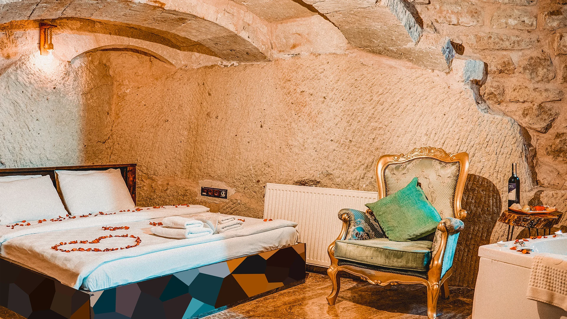 Naz Jacuzzi Deluxe Room